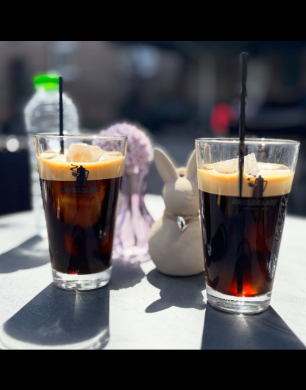 Διπλός freddo espresso στον ήλιο. ☀️
